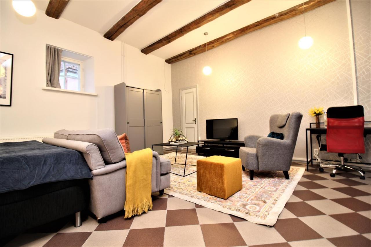 Tallinn City Apartments Kohtu Residence Bagian luar foto