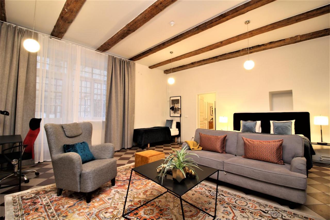 Tallinn City Apartments Kohtu Residence Bagian luar foto