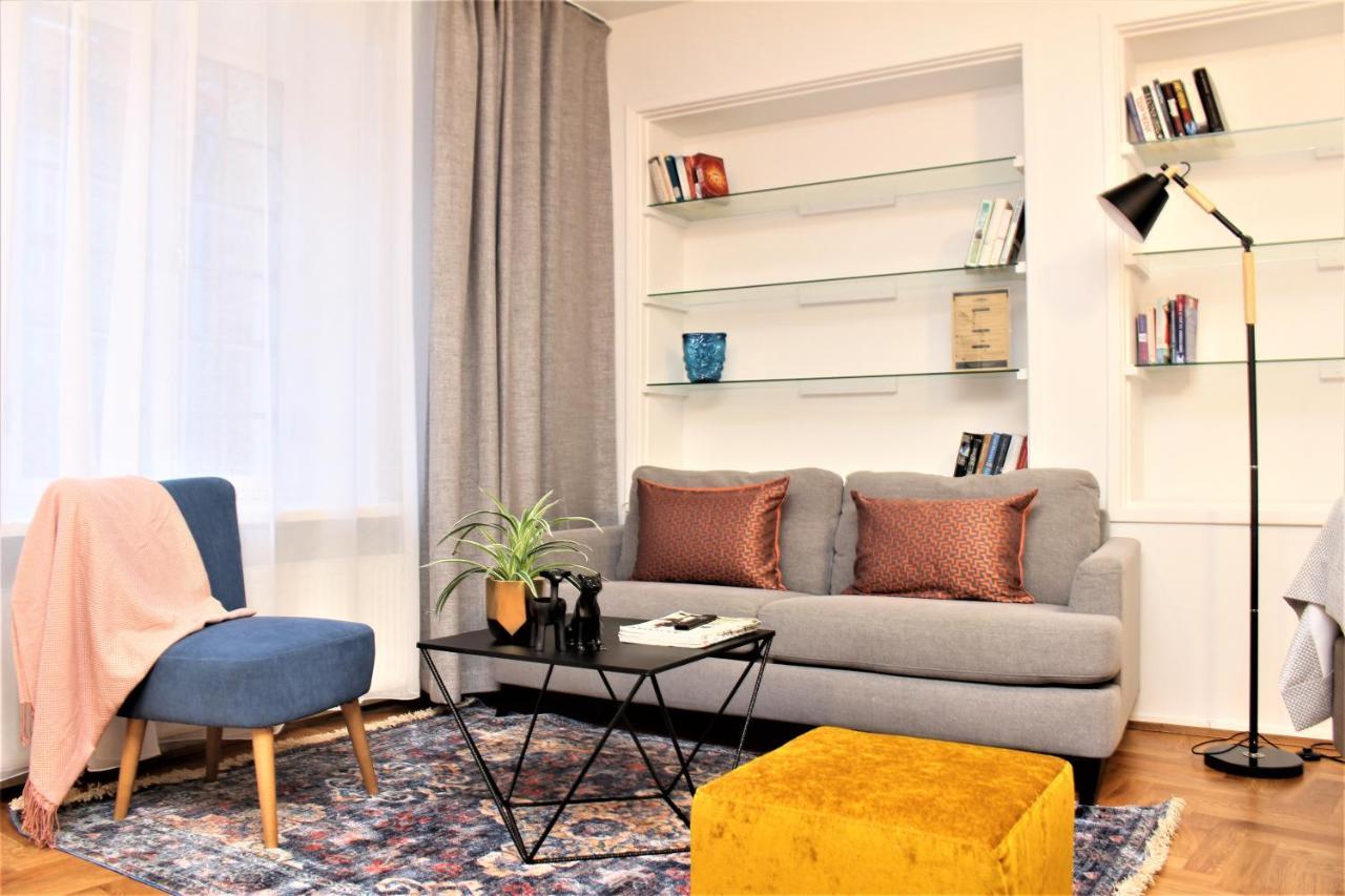 Tallinn City Apartments Kohtu Residence Bagian luar foto