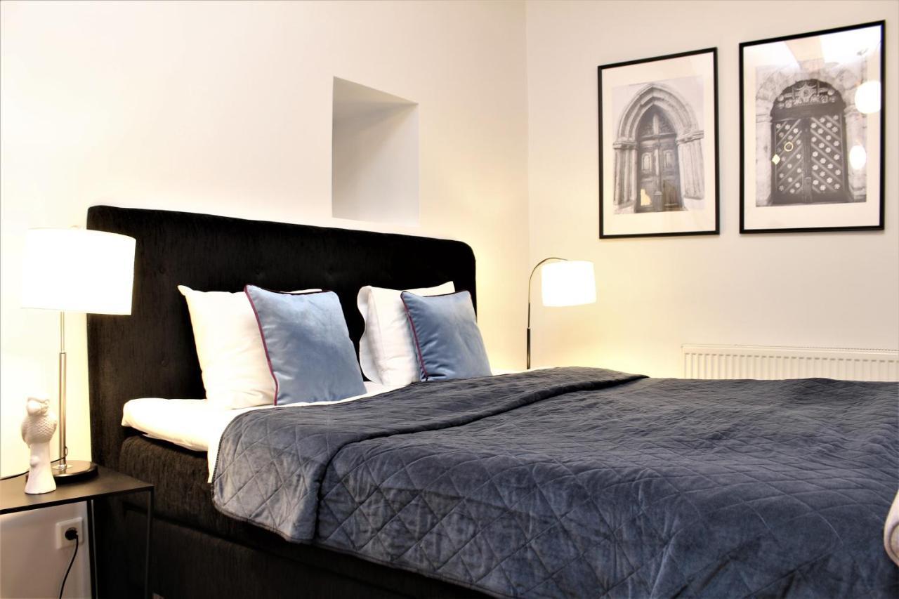 Tallinn City Apartments Kohtu Residence Bagian luar foto